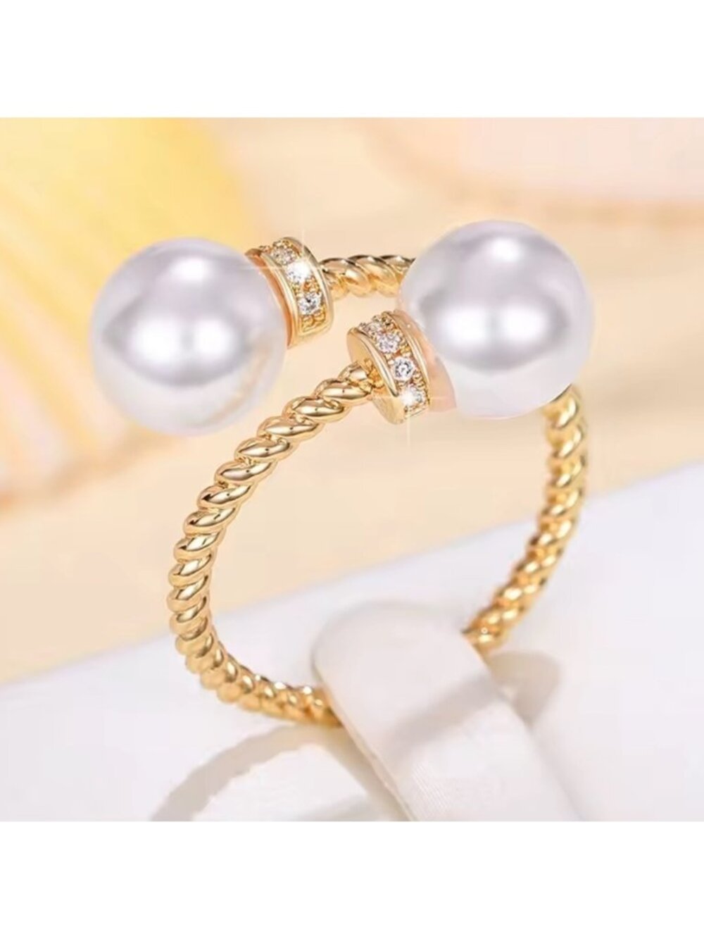 2x pearl Gold Pearl Twist with diamond Ring adjustable